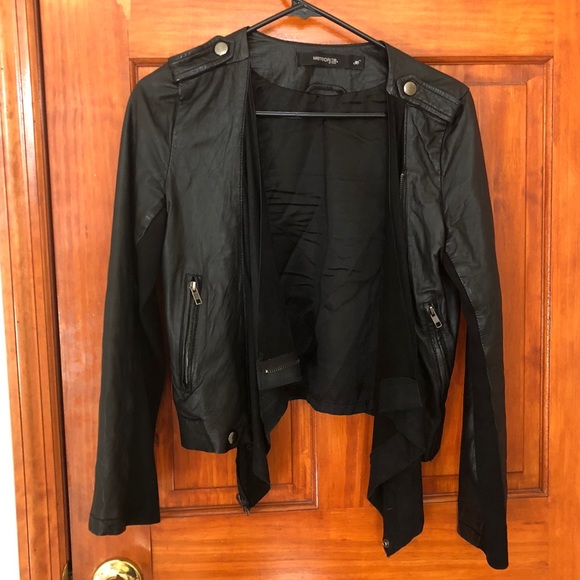 Jackets & Blazers - Beautiful black waterfall style leather jacket